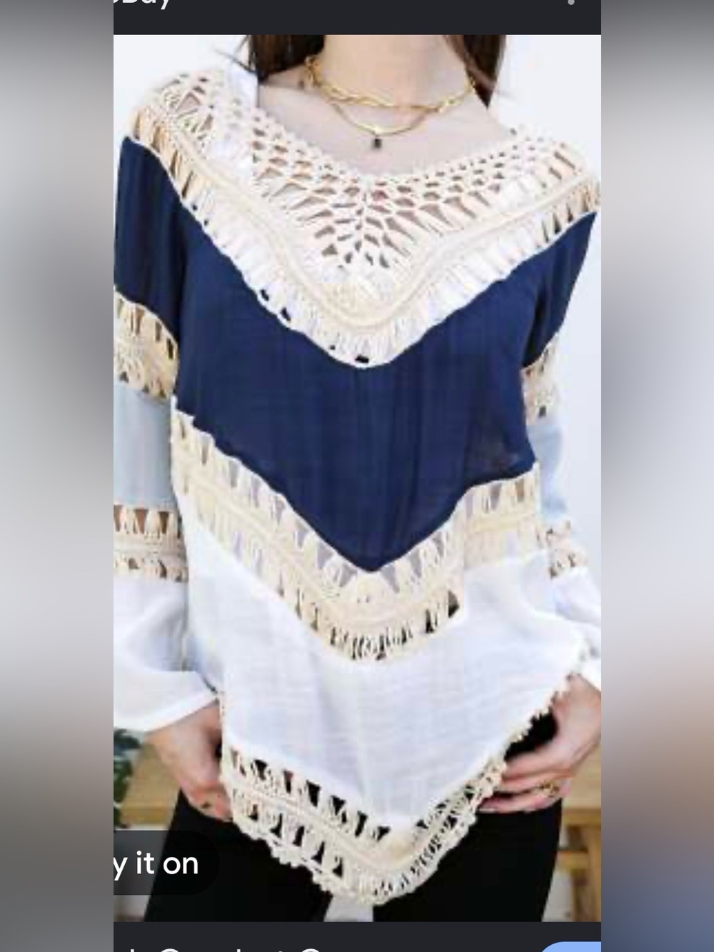 Umgee Navy & Cream Crochet-Trim V-Neck Tunic